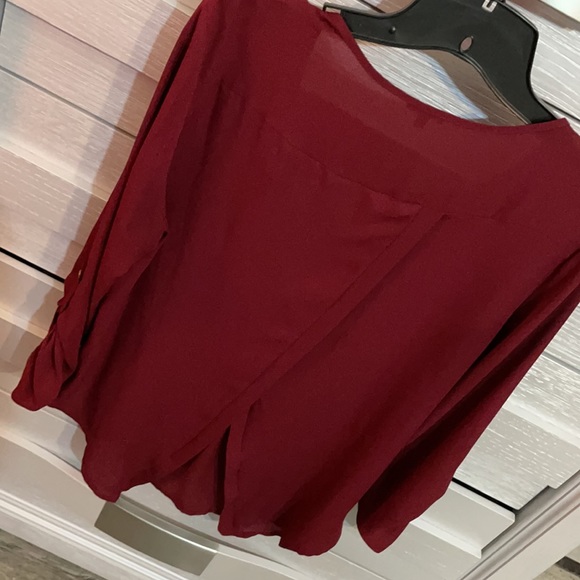 Maroon blouse - Picture 3 of 4